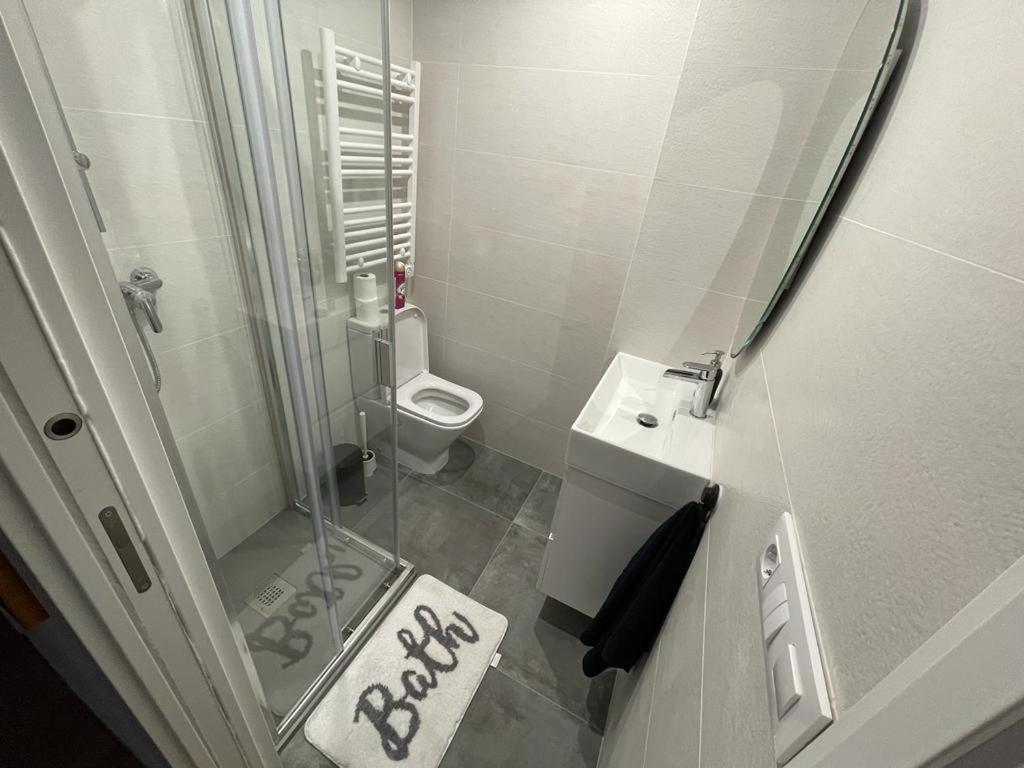 Habitacion Privada En El Centro De Bilbao Bagian luar foto
